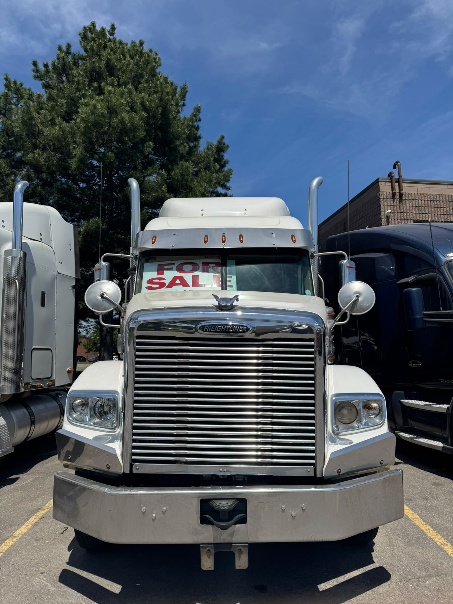2019 Freightliner Coronado 122SD **Heavy Spec**